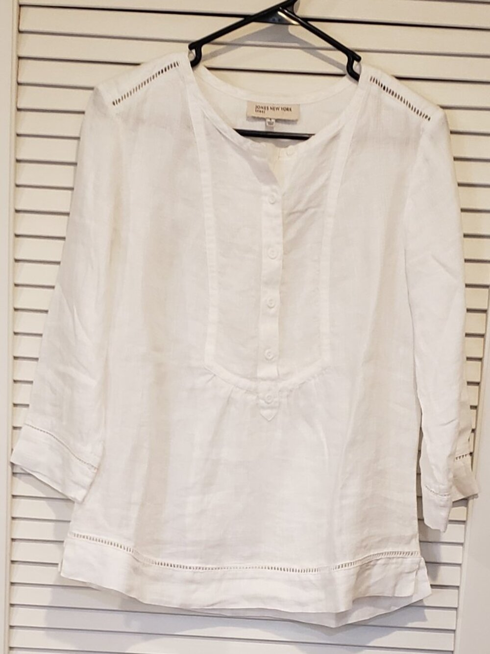 Jones New York sports Women's white lightweight linen popover blouse size Small
